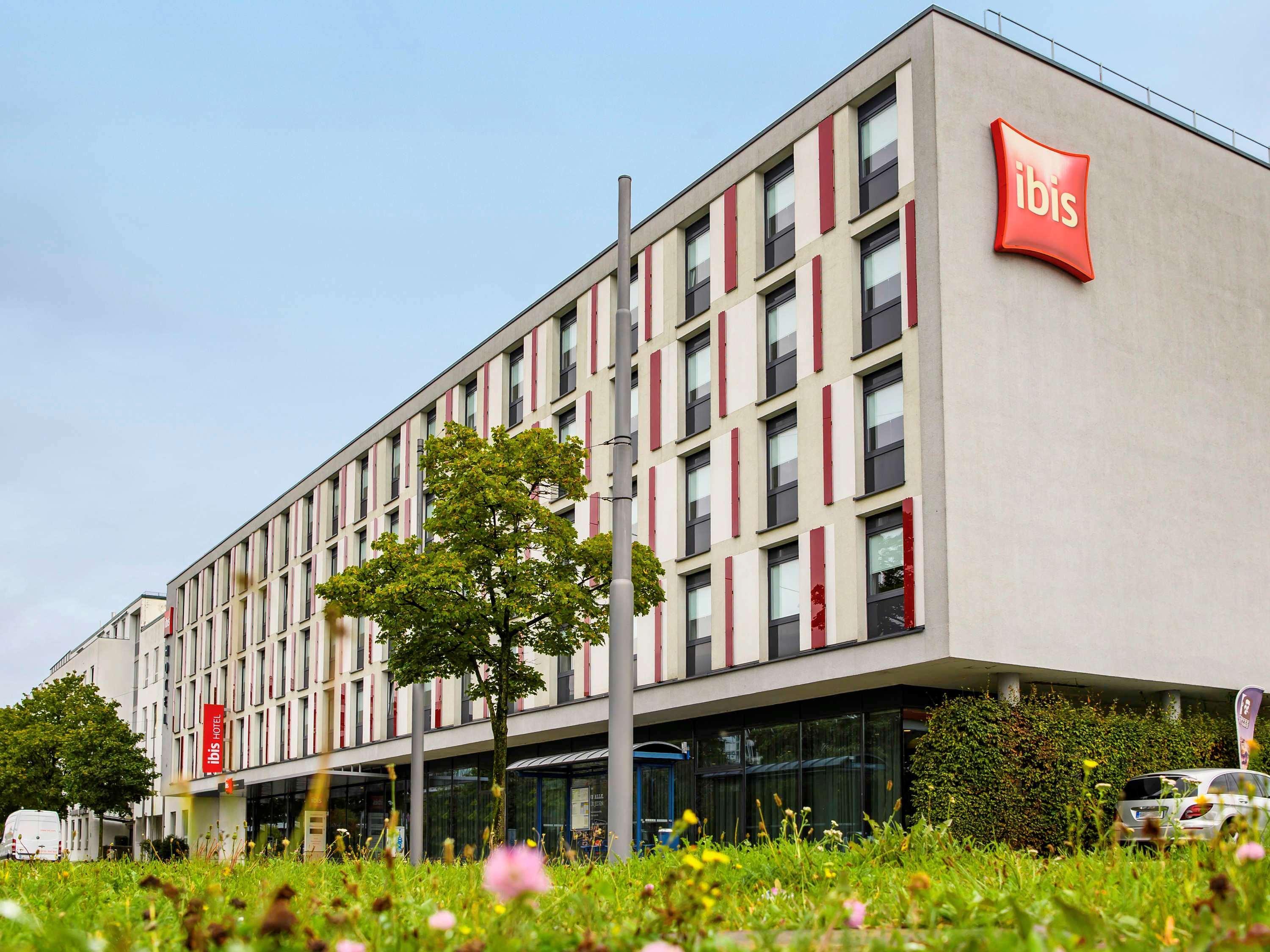 Ibis Hotel Muenchen City West Exterior photo