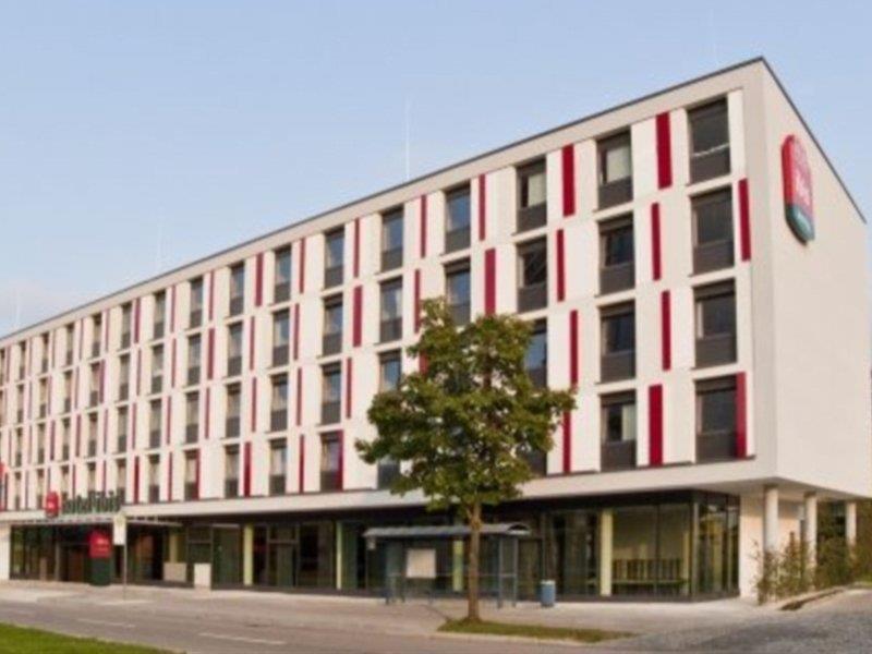 Ibis Hotel Muenchen City West Exterior photo